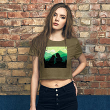 Load image into Gallery viewer, Summit Kissy - V7 | Women’s Crop Tee

